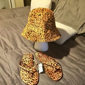 Leopard Print Women Bucket Hat and Flip Flops Set